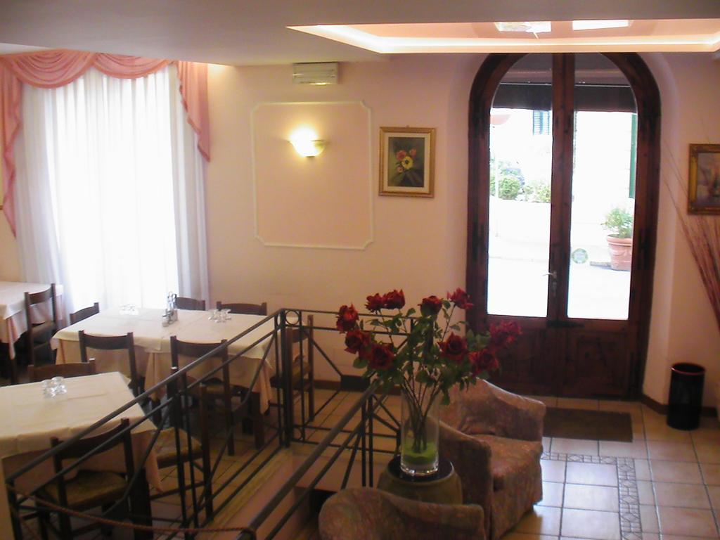 Hotel Venezia Montecatini Terme Dış mekan fotoğraf
