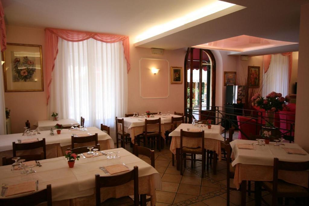Hotel Venezia Montecatini Terme Dış mekan fotoğraf