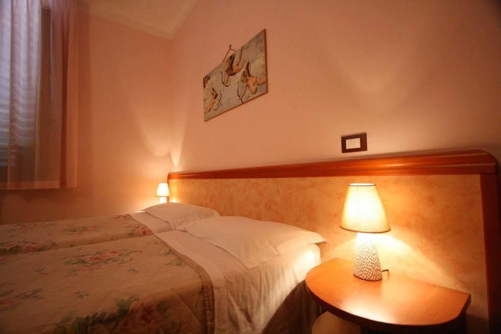 Hotel Venezia Montecatini Terme Dış mekan fotoğraf